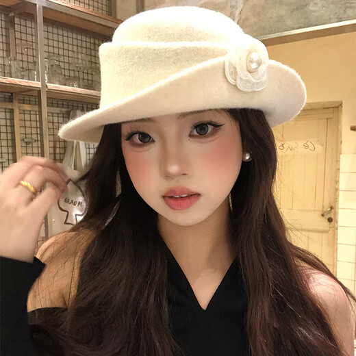 Elegance and French style elegant top hat for women autumn and winter Hepburn style beret retro fashion face-showing small hat fisherman hat top hat pearl flower-white one size