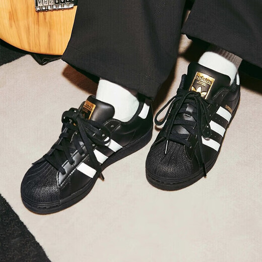 Adidas (adidas) casual shoes for men and women for autumn and winter new clover sports shoes shell toe low-top sneakers EG4959 EG4959 black gold label size too large 36.5