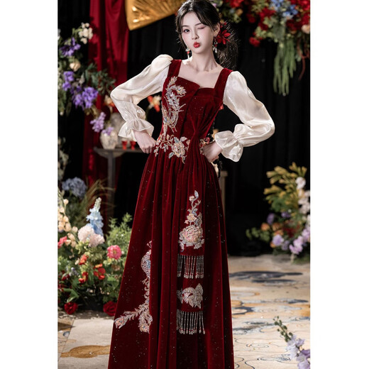 Fragrant long-sleeved toast dress bride 2025 new autumn and winter burgundy engagement dress dress velvet women burgundy XS