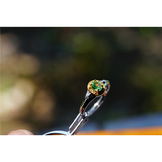 Eternal leaf silver inlaid pendant chain live broadcast Tanzanite smile integrated fine craftsmanship