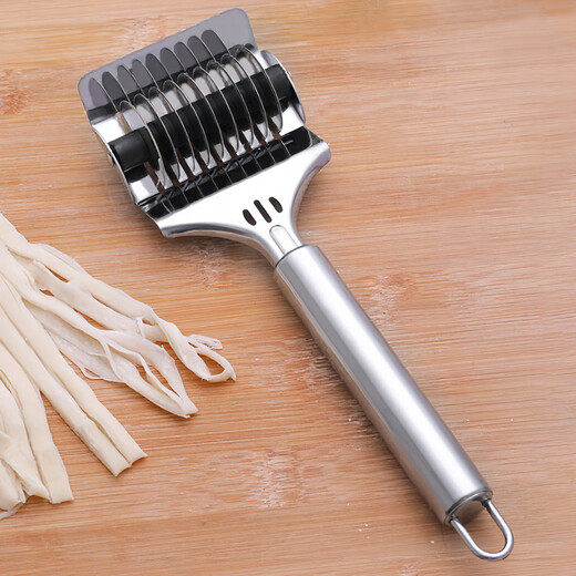 BYX manual noodle cutter noodle artifact roller stainless steel manual household noodle knife for cutting vegetables and meat new noodle making machine stainless steel noodle cutter 1 pack