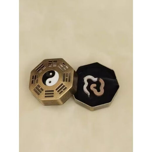 Shantou Lincun mini Bagua Tai Chi furnace household sandalwood incense alloy ornaments Bagua furnace Spring letter in the snow Bagua bronze furnace