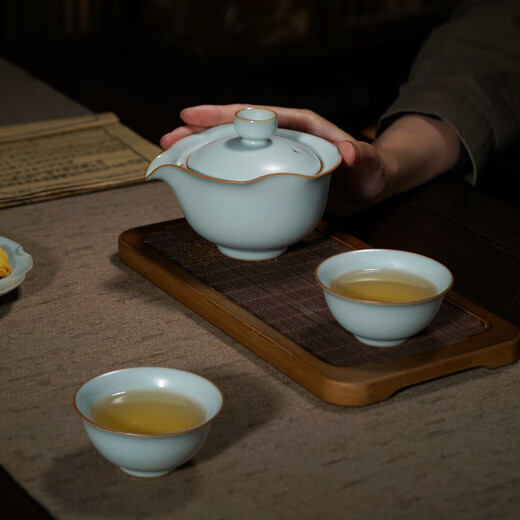 Qingdan Moya Qingdan Ru kiln hand-held tea set portable high-end tea set Jingdezhen handmade ceramic quick cup Xiaoyao quick one pot 2 cups