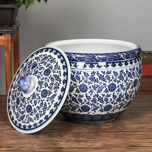 Jingyan blue and white ceramic storage jar rice wine lard salt noodles flour sealed moisture-proof grain jar with lid for pickling 18Jin Jin is equal to 0.5kg round twig lotus (height 25 width 33) comes with sealing ring