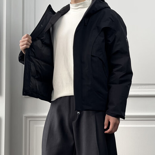 CATSSTAC涡轮压胶冲锋羽绒服 黑色 M