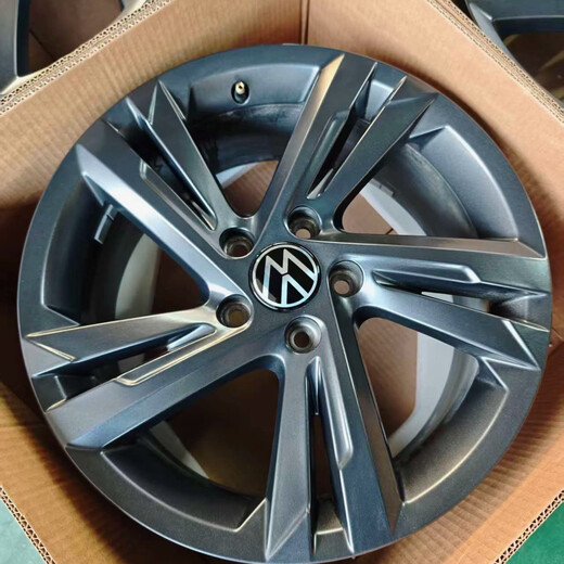 Volkswagen 17-inch wheels Volkswagen Golf 8 original disassembled wheels, almost new, no bumps or scratches