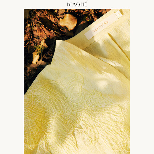 Maohe hollow embroidered V-neck top 2026 spring new style temperament shirt 26MH61102 Gardenia Yellow S