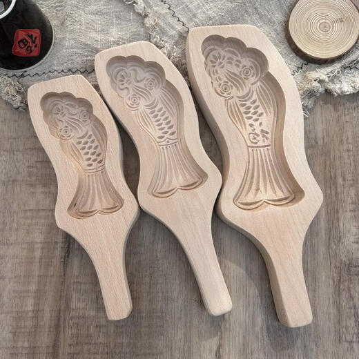 Huan Huan large steamed fish steamed buns solid wood mold for Chinese New Year making flower buns, longevity peach card flower cakes wooden tools, medium longevity peach 9 cm