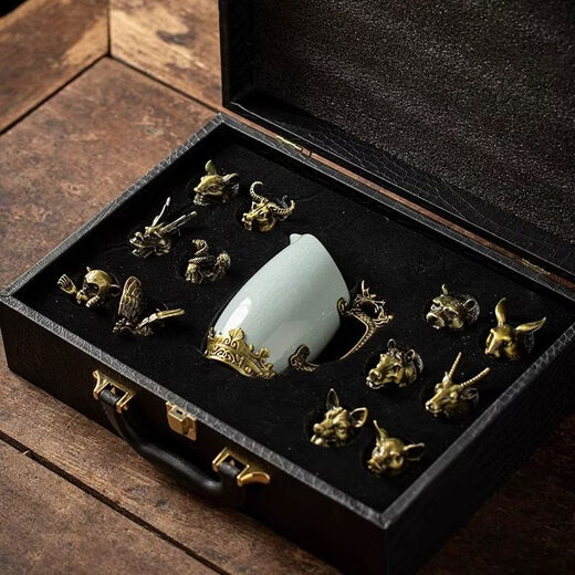 Liquor set, small cup, wine dispenser, one-cup gift box, wood grain Yuanmingyuan yellow wine set with base