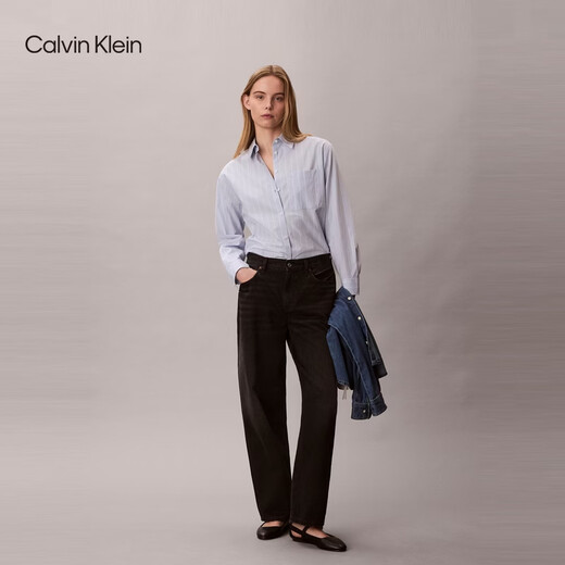 Calvin KleinJeans26 new spring and summer women's casual simple ck embroidered cotton poplin loose striped long-sleeved shirt 3T4-blue background with white stripes S