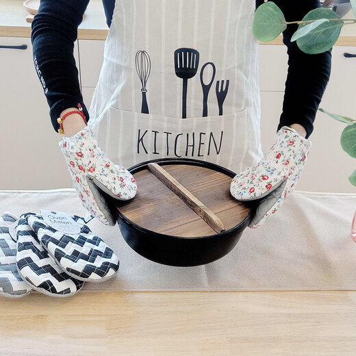 Jingdian anti-scalding cotton and linen gloves kitchen microwave anti-scalding hand oven baking thickened protective insulation gloves small floral style-1 piece random color