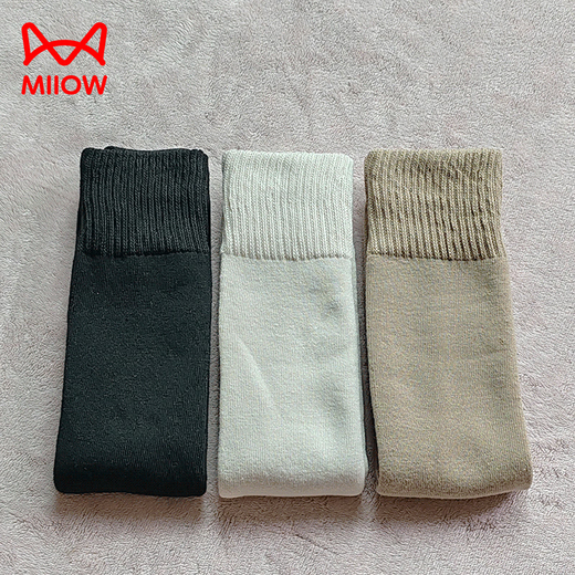 MiiOW Children's Knee Socks Covers Autumn and Winter Thickened Long Socks for Boys and Girls, Winter Plush Warm Over-the-Knee Leg Socks Black + Off-White + Khaki One Size Socks Length About 40cm Recommended Height 100-140cm