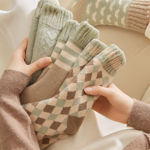 Shijanu thick socks for women in autumn and winter plus velvet warm mid-tube confinement socks, one pair in each color, 4 pairs, one size fits all