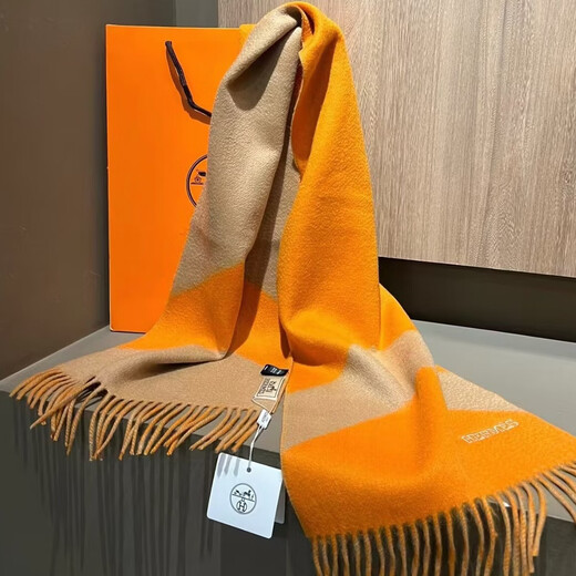 Hermès Herringbone Cashmere Scarf Unisex New Year Gift for Men and Women Camel H259065S-01