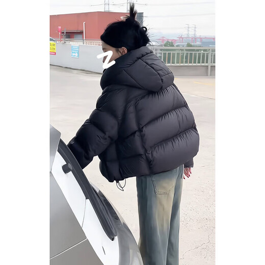 Playboy (PLAYBOY) Puff Black Short Down Jacket Damen 2026 Winter New Small 90 White Duck Down Thickened Bread Jacket Offizielles Flaggschiff Off-White S 80-105Jin Jin entspricht 0,5 kg