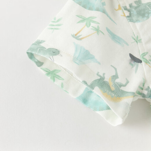 DAVE&BELLA boys' shirts 2026 summer new children's moisture-absorbent quick-drying shirts baby boys' short-sleeved tops children's bottoming shirts Dinosaur Forest ready stock 100 cm (recommended height 90-100cm)