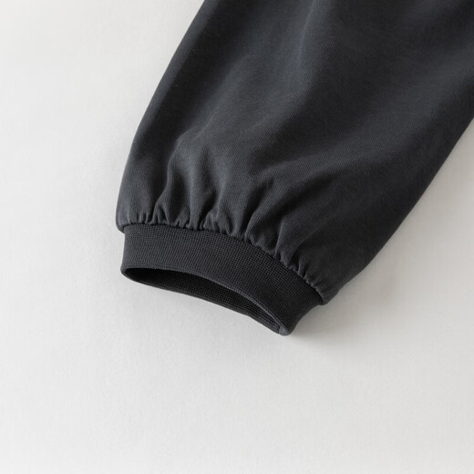 DAVE&BELLA 2026 spring new style girls long-sleeved t-shirt, stylish children's pullover, medium and large children's bottoming shirt, little girl's top, graphite gray, in stock, 120 cm (recommended height 110-120cm)