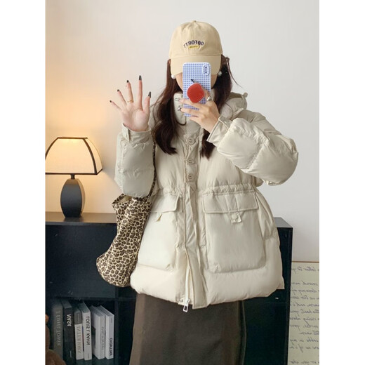 Playboy (PLAYBOY) 2026 Winter New White Duck Down Short Bread Jacket Women Korean Style Loose Thickened Waist Hooded Down Jacket Official Flagship Milky White S Suitable for 80-125 Jin Jin equals 0.5 kg