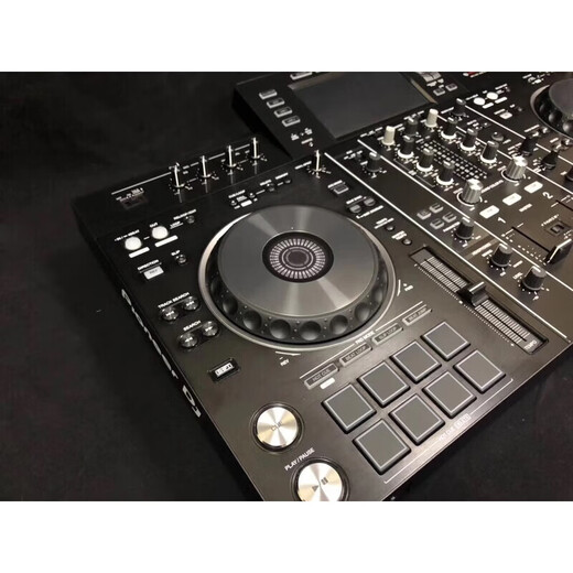 XDJ-RX2 controller xdjrx2 all-in-one machine supports U disk Rekordbx digital disc player Second-hand XDJ-RX2 Our store has a 90-day warranty