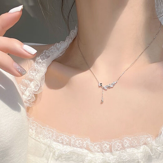 AIF Suisui Ping An Wheat Sui 999 Pure Silver Necklace for Women 2025 New Valentine's Day Birthday Gift for Girlfriend and Wife Platinum/Gift Box/Seven Warehouse Delivery/Next Day Delivery