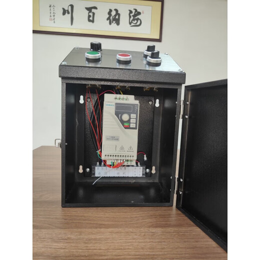 Hejianggong variable frequency electric box feeder frequency variable speed electric box coil material rack electric box straightener control electric box including 1.5 including 2.2KW inverter electric box