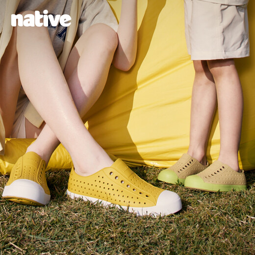 Native parent-child clogs Jefferson series ultra-light solid color sandals beach shoes sandals white | white 40