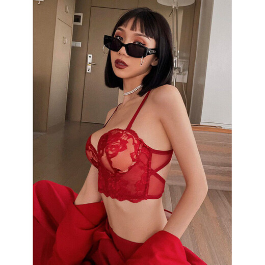 Victoria's Secret Victoria's Secret Underwear Women's Red Sexy Side Breast Retracting Lace Bra Set Ben Ming Nian Red Set 70A 32 Push Up Side Breasts Reducing