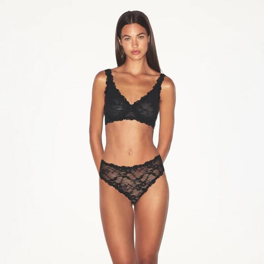 SKIMS women's bra push-up seamless lace thin daily sleep underwear sexy soot one size |32