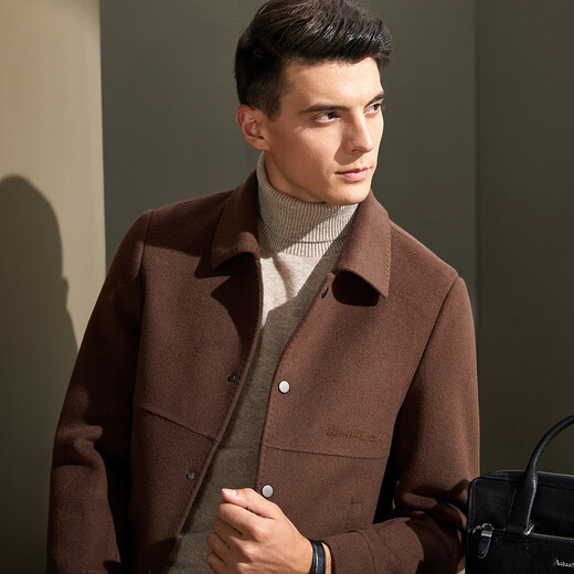 ANTONIO [Customized doppelseitig] Neue Herbst- und Winter-Revers-Wolljacke für Herrengeschäft, die kurze einbrustige Jacke Camel 52 (180/96A) pendelt.