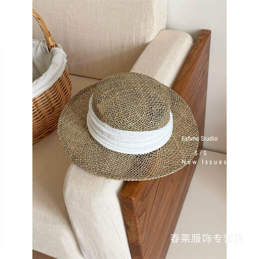 TWJU Yunnan holiday style salt grass seaside holiday woven straw hat women's flat top hat seaside holiday sun protection sunshade too white