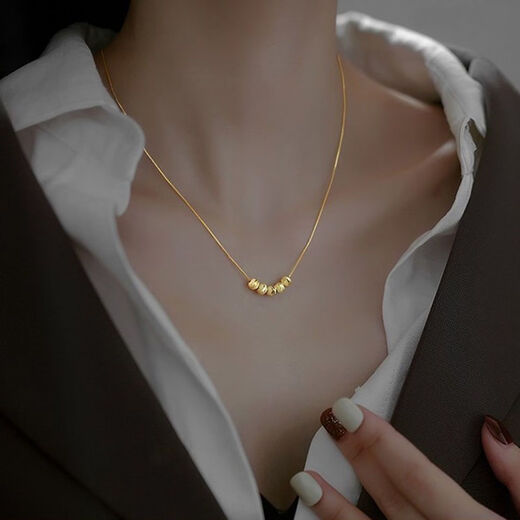 Hongying transfer bead necklace women's niche design high-end accessories five blessings retro light luxury high-end clavicle chain golden small golden bean necklace