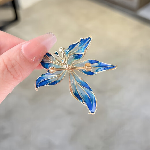 Mr. Ouyang's 2025 new blue enchantress flower brooch suit clothes pin accessories elegant temperament versatile corsage blue flower brooch A25-106