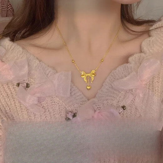 Fat Donglai's same style of the fugitive princess necklace gold shop bow love clavicle chain imitation gold wedding three gold does not fade gold shop 10 grams of the same style of the fugitive princess necklace, available