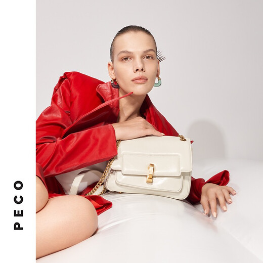 
PECO bag 846P line series new one-shoulder crossbody chain wandering bag cowhide square bag travel bag send girlfriend gift classic blackhead layer oil wax cowhide spot