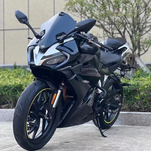T/C second-hand Chunfeng 250SR sports car electric spray water-cooled motorcycle imitation track version motorcycle transfer can be registered White