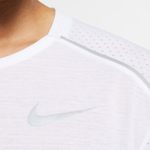 [70% neu] Nike Nike Herren Kurzschläfe Running Top Rise 365 T-Shirt AQ9920-100 Weiße M-Größe
