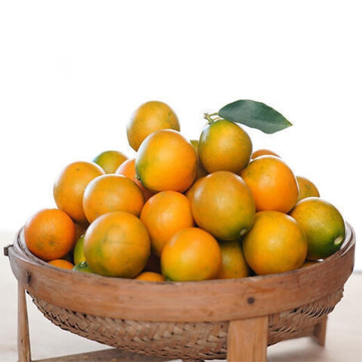 Spicy Youth Kumquat VC Guangxi Smooth Skin Kumquat Seedless Seasonal Fruit Crispy Kumquat Green and Yellow Skin Sweet and Not Numbing Net Weight 5Jin Jin is equal to 0.5kg