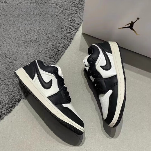耐克（NIKE） Air Jordan 1 黑白 男女耐克AJ1 低帮复古篮球鞋 FB9893-101 FB9893-101黑白 35.5