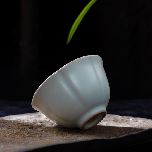Die Gastgeberin Ru Kiln Henan immateriell Kulturerbe Tee Tasse Master Cup Keramik Kung Fu Tee Set Eröffnungstafeln zum Snack Tee Mid-Sunny Trink Cup Sky Blue [Full Box Collection] 2024 Jiachen Style*6