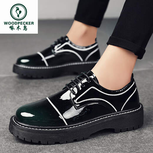 
Woodpecker 2025 British style round head thick sole black leather shoes for men Korean style hairstylist formal business glossy men's shoes new style black and green 15276 41