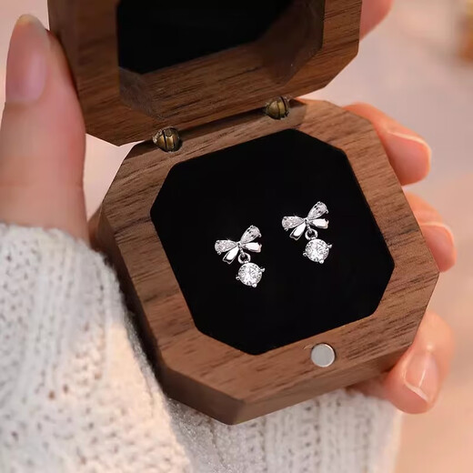 BJYLS999 silver earrings for women niche ear piercing sterling silver earrings student high-end earrings birthday gift for girlfriend S999 pure silver butterfly earrings (pair) gift box