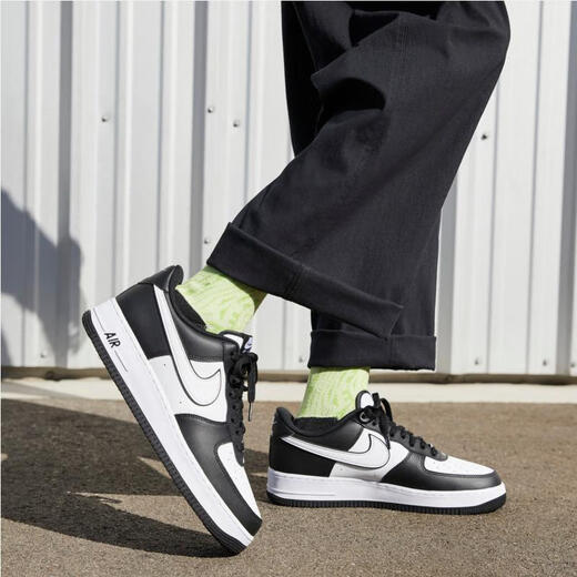 耐克（NIKE）男子空军一号运动鞋 AIR FORCE 1 '07 AF1 DV0788-001 42