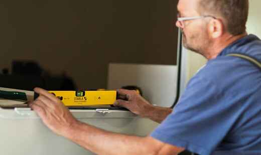 STABILA imported from Germany STABILA70 series two-bubble lightweight aluminum spirit level 30cm/02281 (2 blisters) in stock