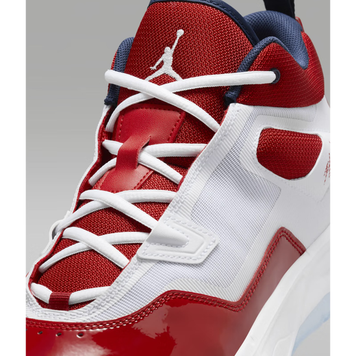 Les chaussures de basket-ball masculines de Jordan Jordan's New Stay Loyal 3 Series Men's Men's Cushion Air Cushion-Cushioning Rebond-résistant CHAUSSIONS CHAPOSS SPORTATIQUES COMMANDE RED FB1396-102 45.5
