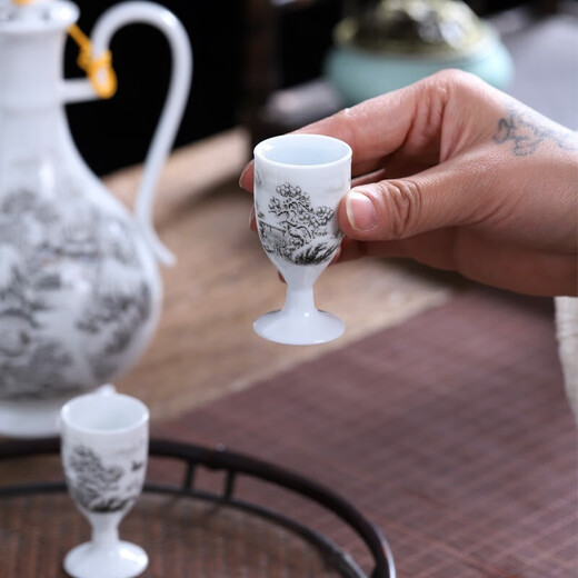 Tao Qinquan Jingdezhen ceramics Chinese liquor wine set wine pot wine cup wine cup wine warmer wine pot snow scene wine set 1Jin Jin is equal to 0.5 kg, assembled with 6 cups
