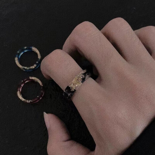 Colorful ink ring couple Internet celebrity ins2022 new resin gold foil original personality niche ring blue gold