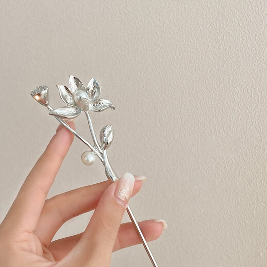 Mr. Ouyang's updo hairpin for women, ancient style hairpin, simple modern design, new Chinese lotus hairpin, silver lotus root