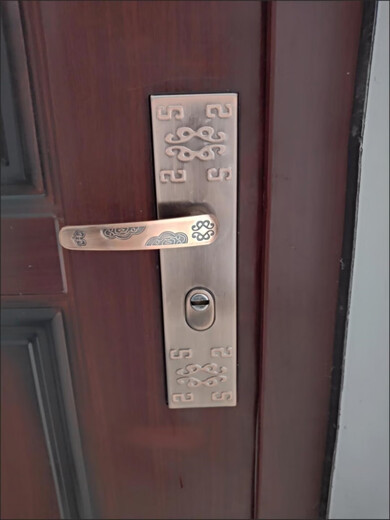 Huili. Red bronze anti-theft door handle door lock handle hole spacing 235 universal type regardless of left and right Xiao Xiangyun panel left and right adjustable door thickness 5 cm double active 55mm universal type with key