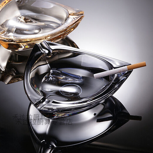 Creative European modern thickened crystal glass large ashtray fashionable personality living room office ashtray decoration square gold 16.7cm