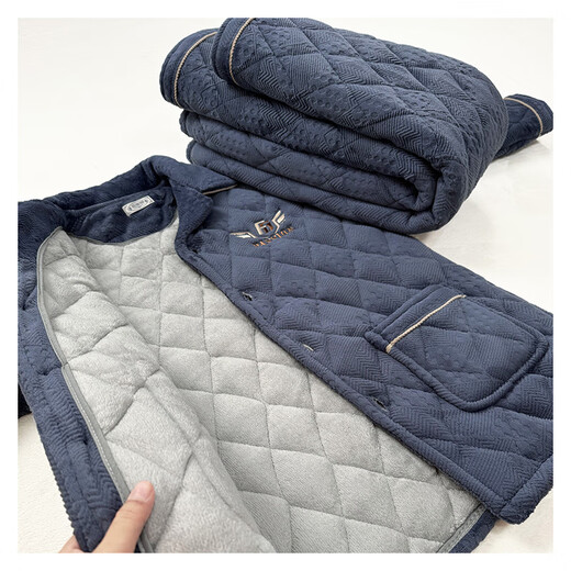 Suiyue Pyjamas Herren Winter verdickter Plüsch-Samt dreischichtige Baumwollkorallen-Samtflanellanzug mittleren Alters und ältere Hauskleidung Daddy Anzug N9926f Blaumilch Velvet Upgraded Dicked XL Code (120-140jin [Jin gleich 0,5 kg]))